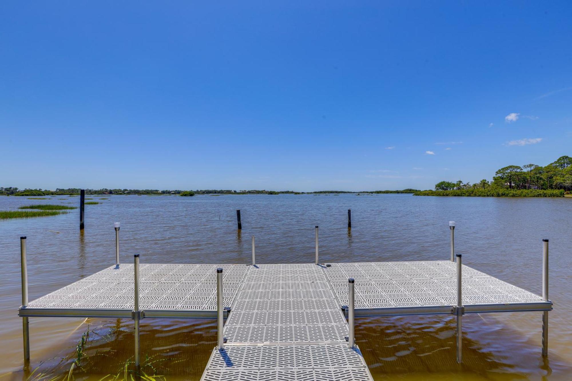 Waterfront Cedar Key Duplex Home Grill And Dock! Eksteriør bilde