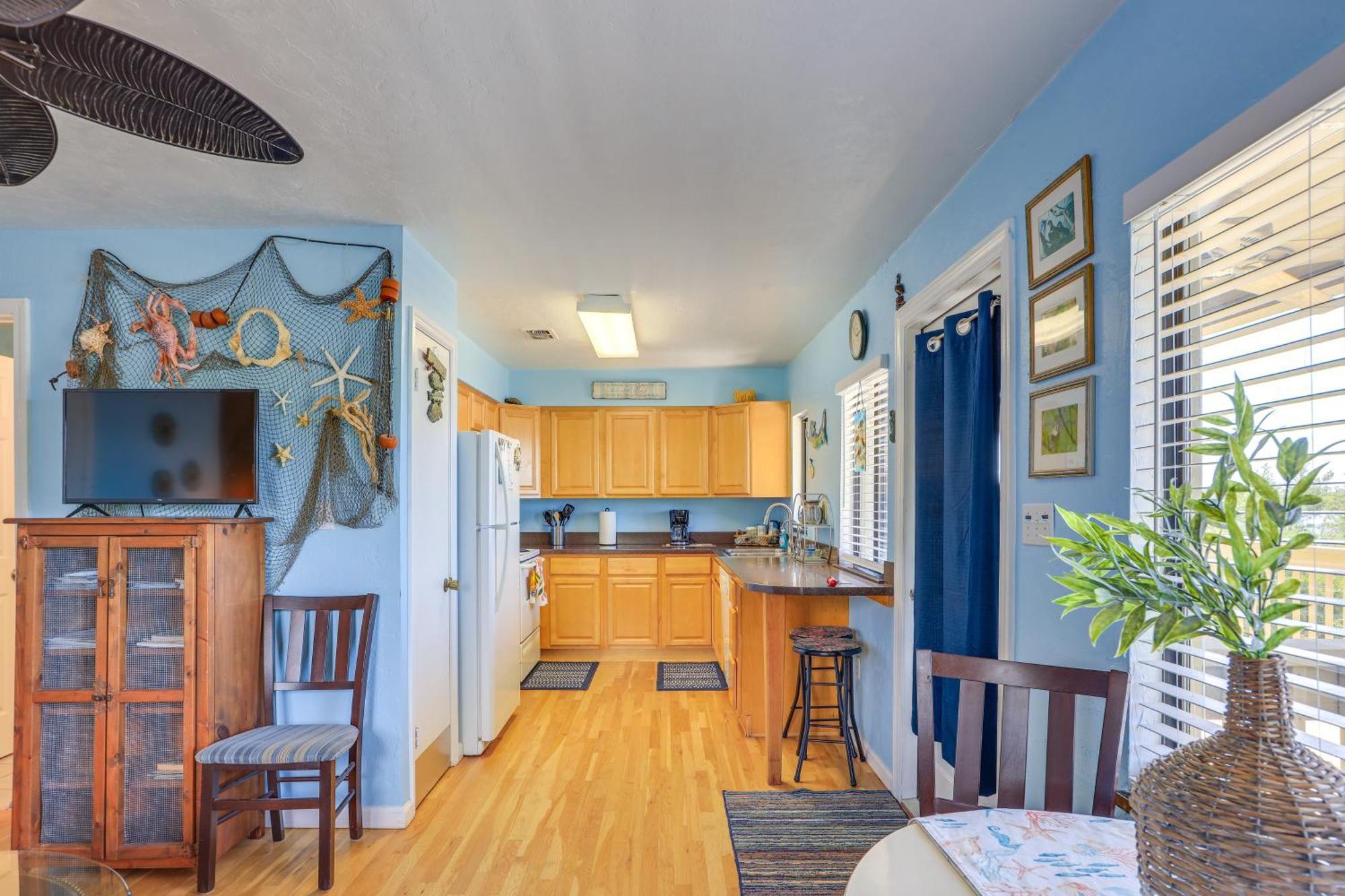 Waterfront Cedar Key Duplex Home Grill And Dock! Eksteriør bilde