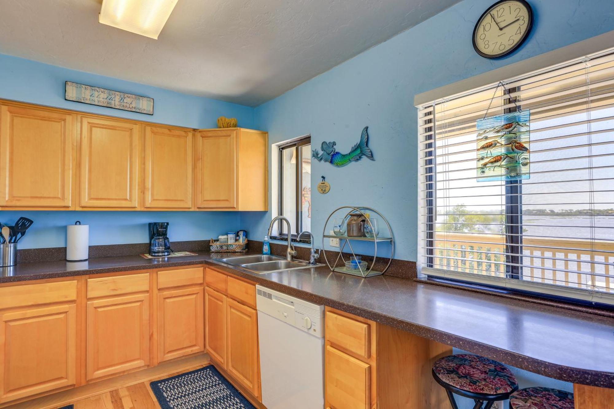 Waterfront Cedar Key Duplex Home Grill And Dock! Eksteriør bilde