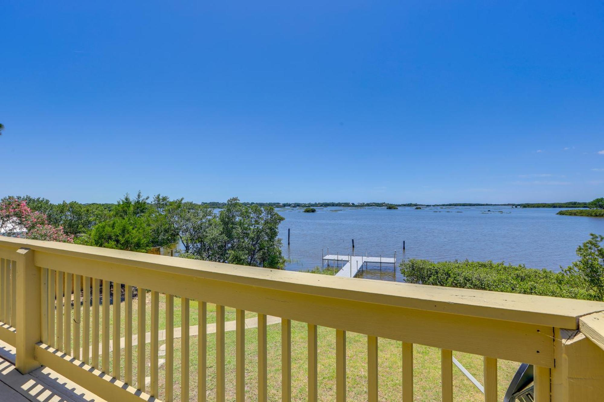 Waterfront Cedar Key Duplex Home Grill And Dock! Eksteriør bilde
