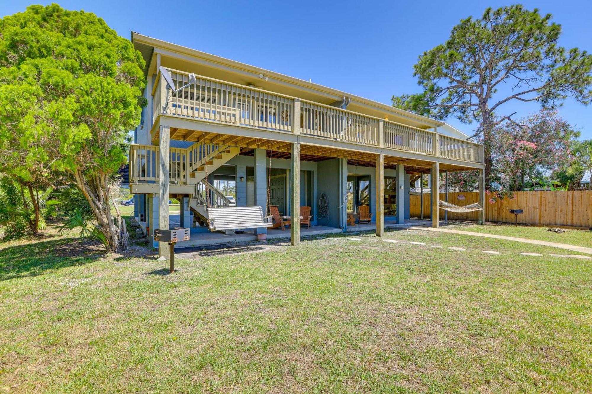 Waterfront Cedar Key Duplex Home Grill And Dock! Eksteriør bilde