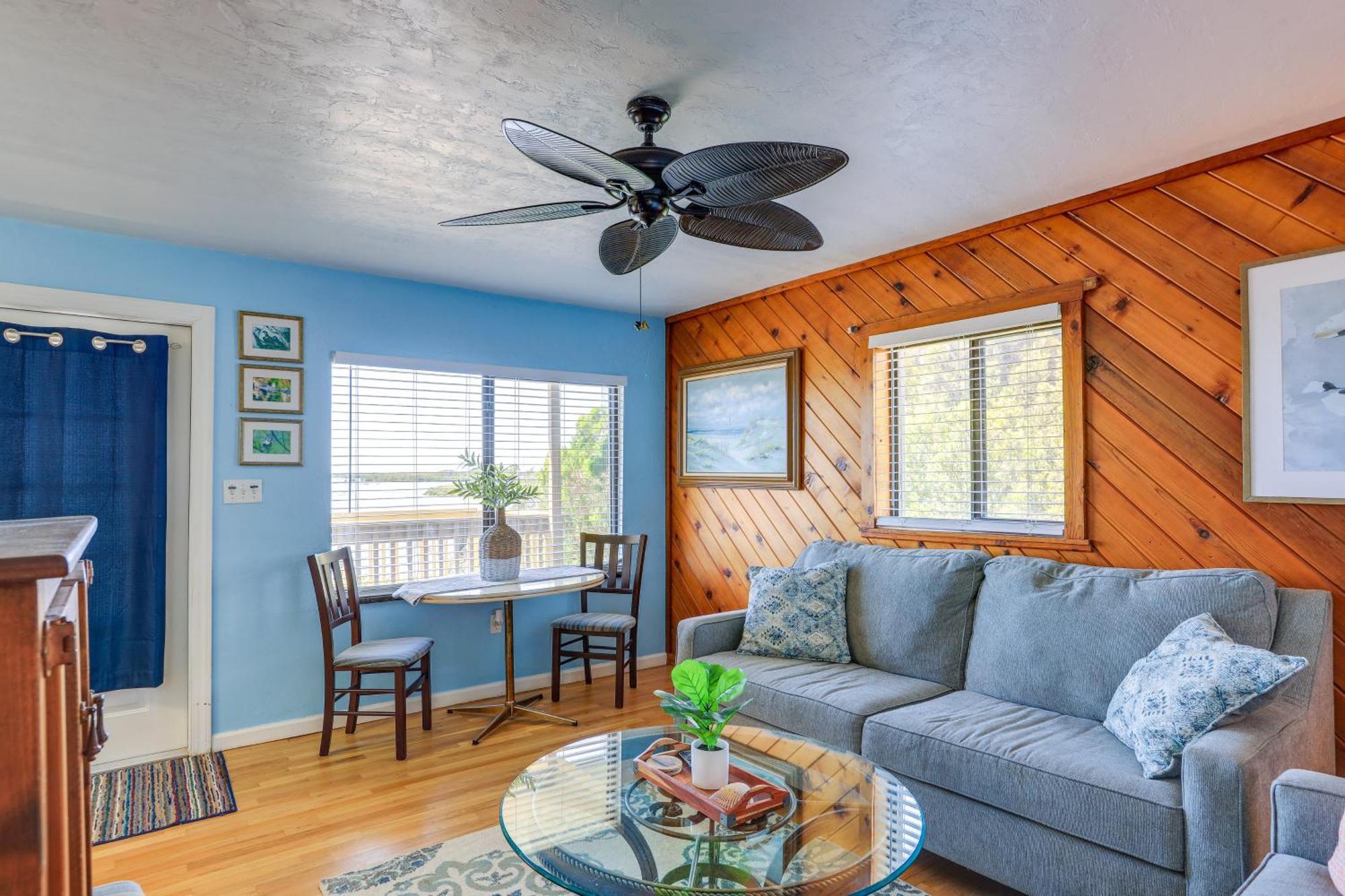 Waterfront Cedar Key Duplex Home Grill And Dock! Eksteriør bilde