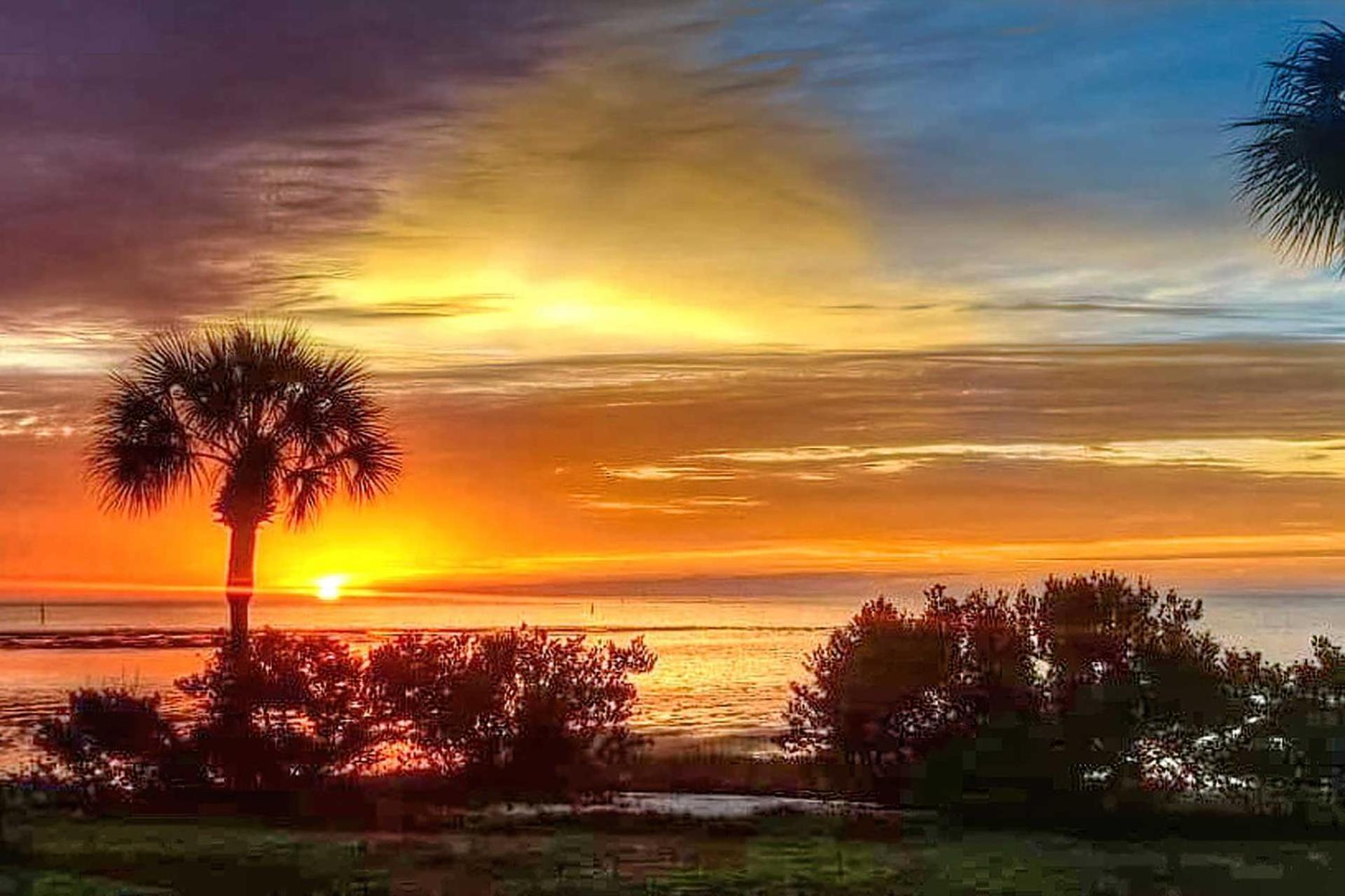 Waterfront Cedar Key Duplex Home Grill And Dock! Eksteriør bilde